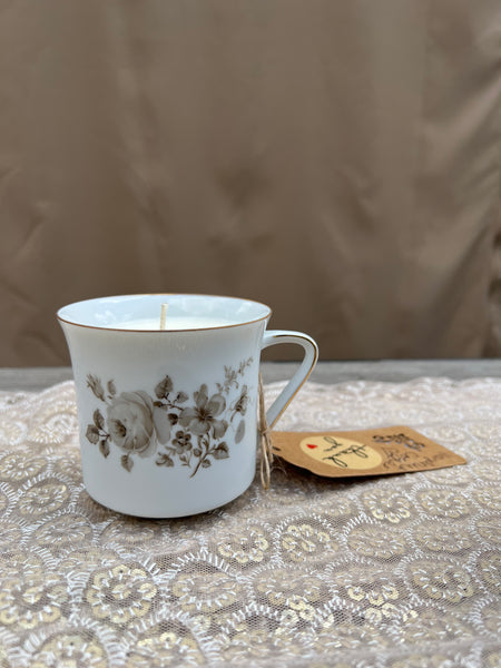 Hazelnut Coffee - Tea Cup Candle